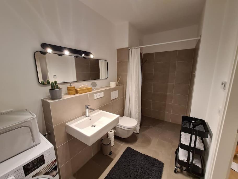 Neu, Zentral, Schoen, Bergblick, Suedterrasse Freilassing Exterior foto